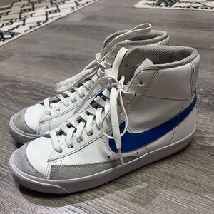 Nike Kids' Grade School Blazer Mid '77 Shoes 7Y